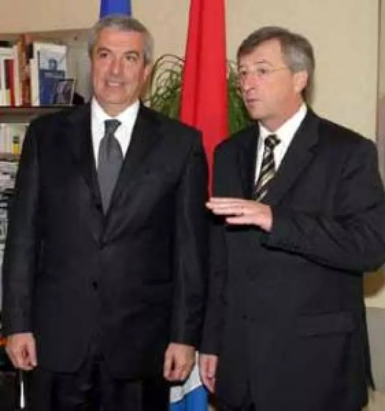 A fost semnat Tratatul de aderare la Uniunea Europeana