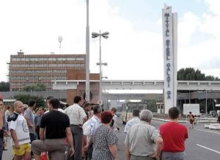 A reinceput razboiul sindical in Combinat!