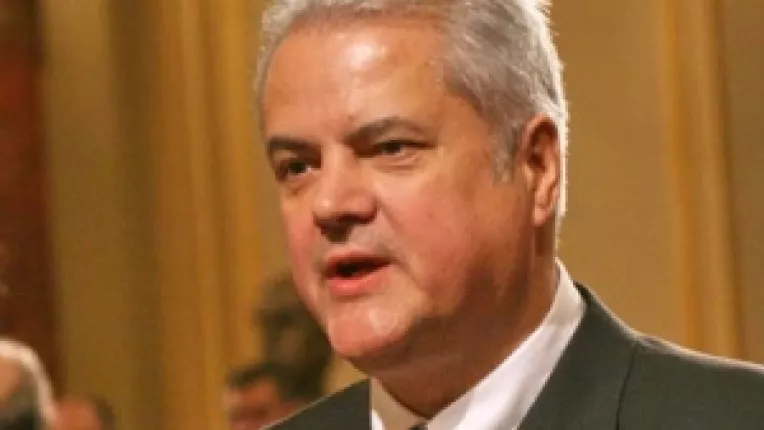 Adrian Nastase, trimis astazi in judecata in dosarul "Matusa Tamara"