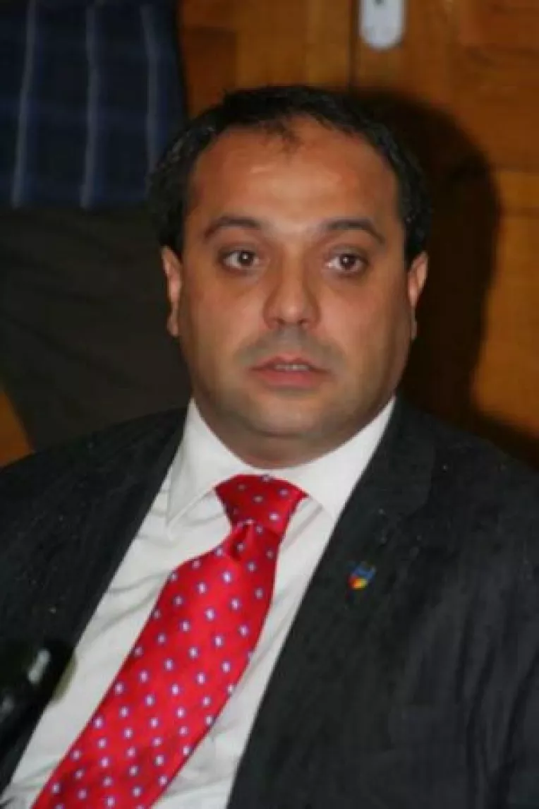 "Am aceleasi ambitii pe care le are orice galatean de buna credinta: sa traiesc intr-o Romanie si intr-un oras cu adevarat european"