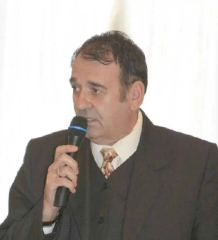 Aurel Butnaru, ales membru al Curtii de Onoare si Arbitraj a PNL: "Hasotti ramane o influenta in partid, dar trebuie sa lasam locul tinerilor"