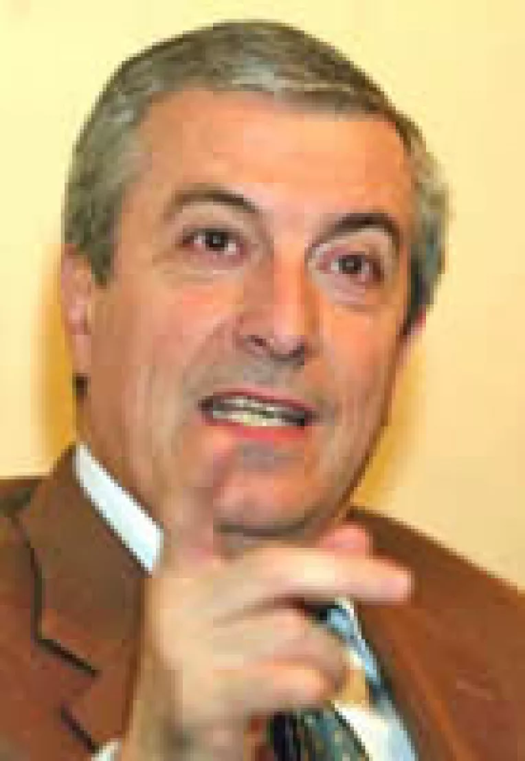 Basescu l-a desemnat pe Tariceanu sa formeze guvernul