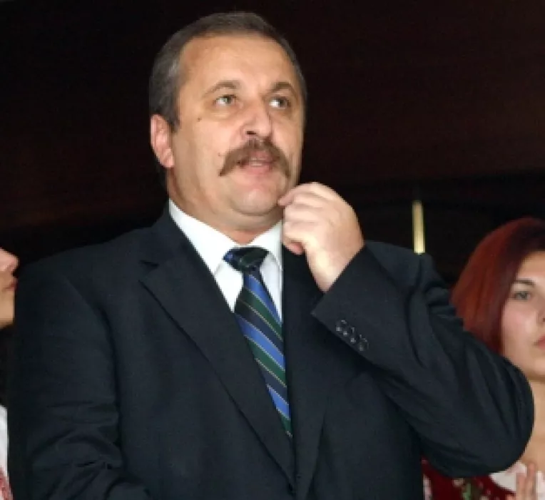 Batista pe tambalul PSD e din ce in ce mai greu de tinut