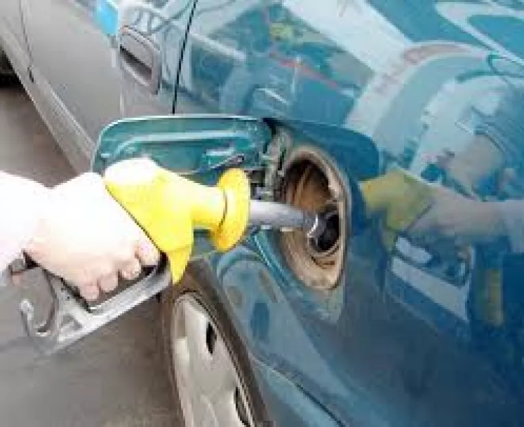 Bloomberg: Romania pe locul 8 in clasamentul "suferintei la pompa"