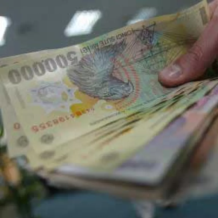 BNR scade comisioanele pentru institutiile de credit