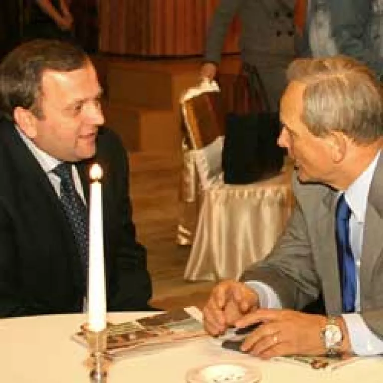 Box politic pe ringul liberal