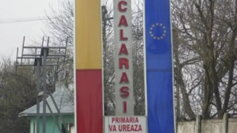 Calarasi, un oras plin de gropi, santuri si strazi blocate, plin de gunoaie si caini vagabonzi