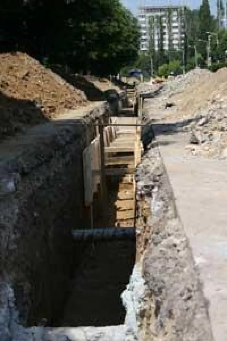 Canalizare cu peripetii pe bulevardul Titulescu