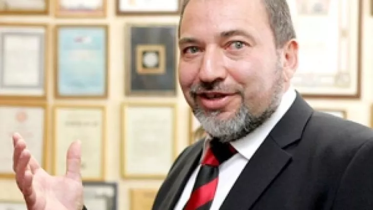 Candidat pentru functia de ministru de externe interogat de politie