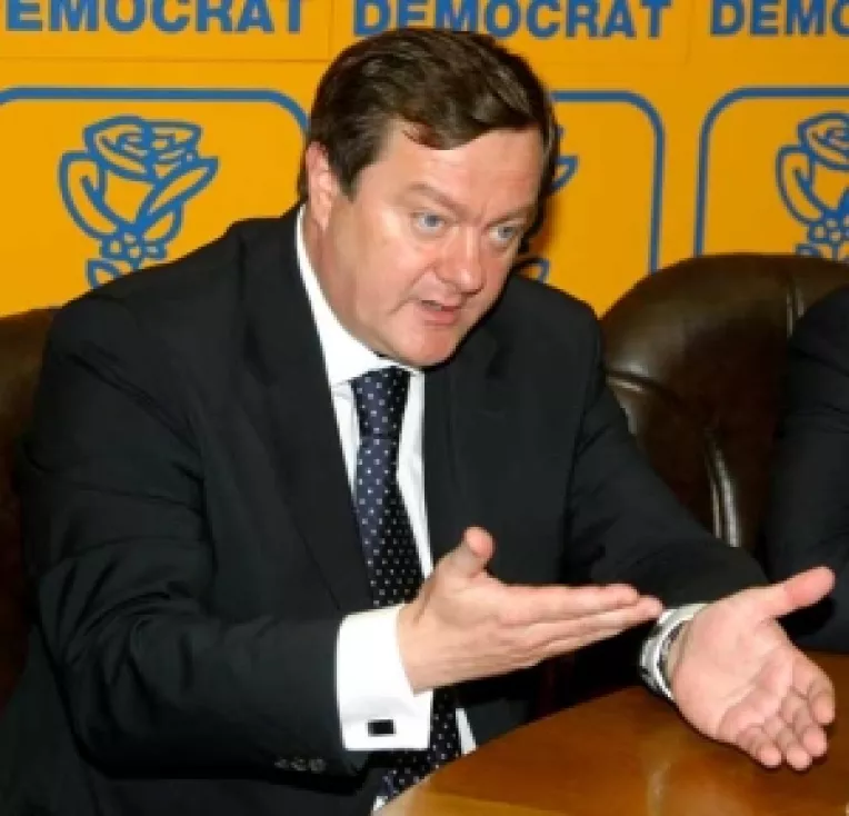 Candidatii PD, prin voia sortii, primii pe buletinele de vot