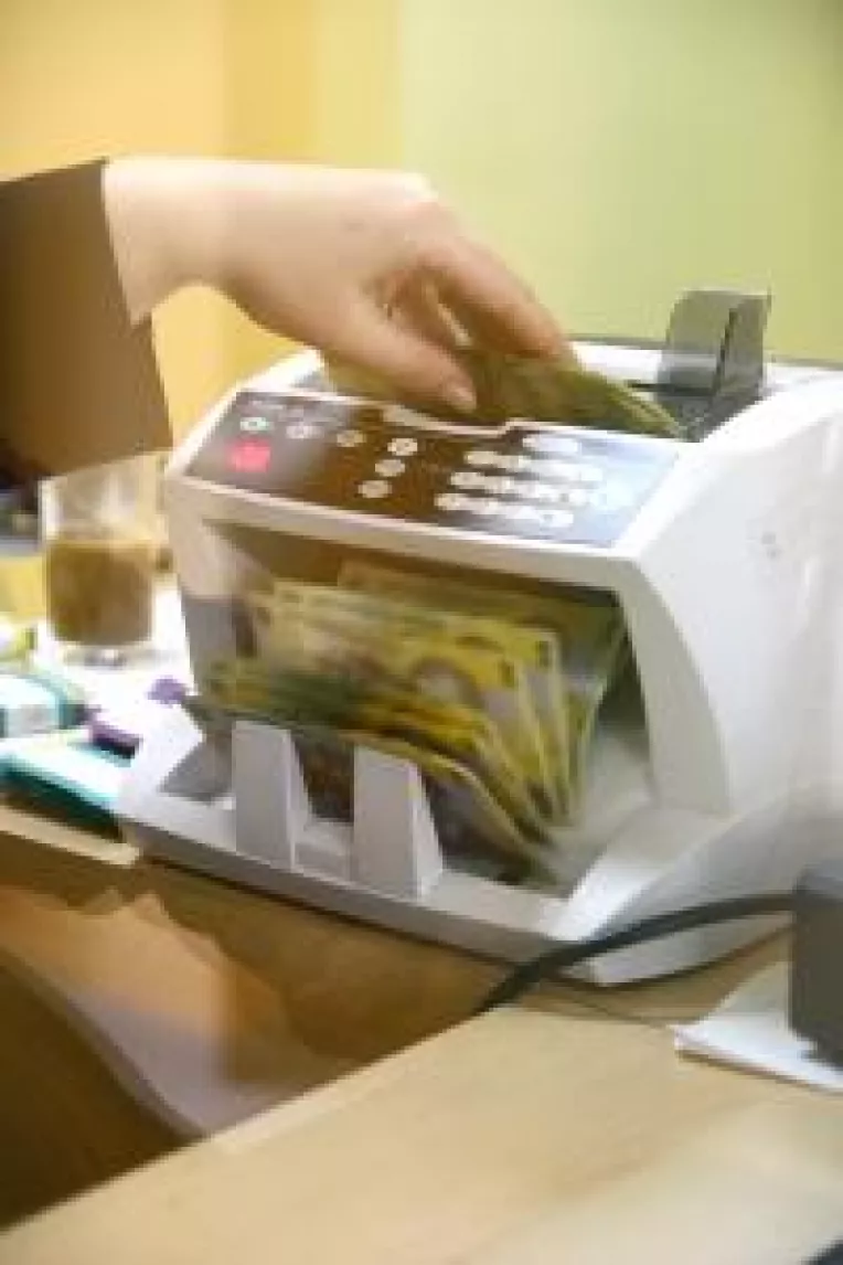 Ce (nu) a facut guvernul pentru combaterea crizei