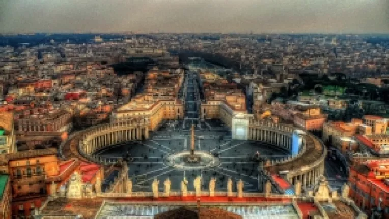 Cele 5 diferente intre catolicism si ortodoxie, confesiuni ale aceleiasi religii: CRESTINISM