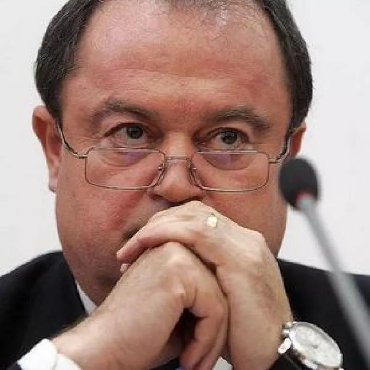 Cinci dintre sase ministri ai Cabinetului Croitoru vor primi aviz negativ din partea comisiilor de specialitate