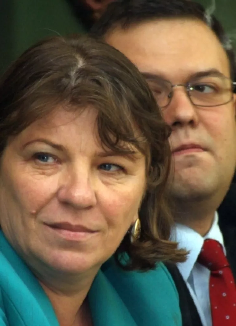 Comisia juridica va propune plenului Senatului o solutie in cazurile Pacuraru si Seres