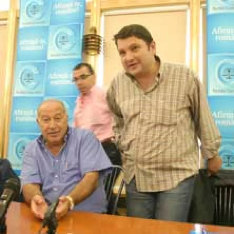 Conservatorii se considera ca si iesiti de la guvernare