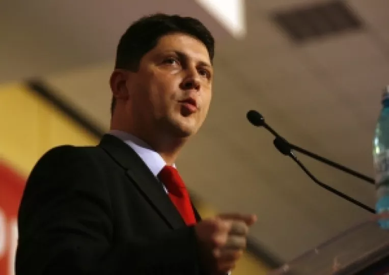 Corlatean: Respingerea candidaturii lui Oprescu simplifica lucrurile pentru PSD in campanie