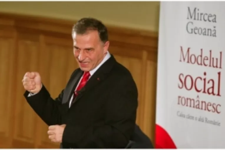 Cronica Romana: Talibanii stangii il ataca pe Mircea Geoana