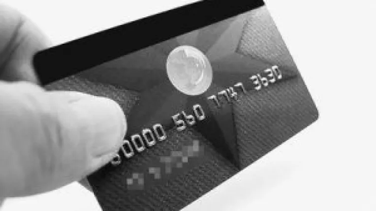 Cu cardul in strainatate