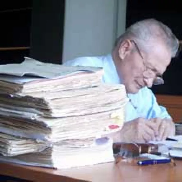 Cui i-e frica de Constantin Ticu Dumitrescu?