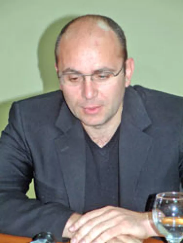 Daca e marti, e Gusa