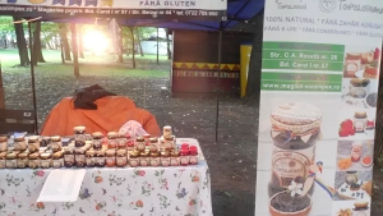 Delicioasele alimente functionale Topoloveni si Topoloveana, la targul de Rusalii organizat in Parcul Kiseleff