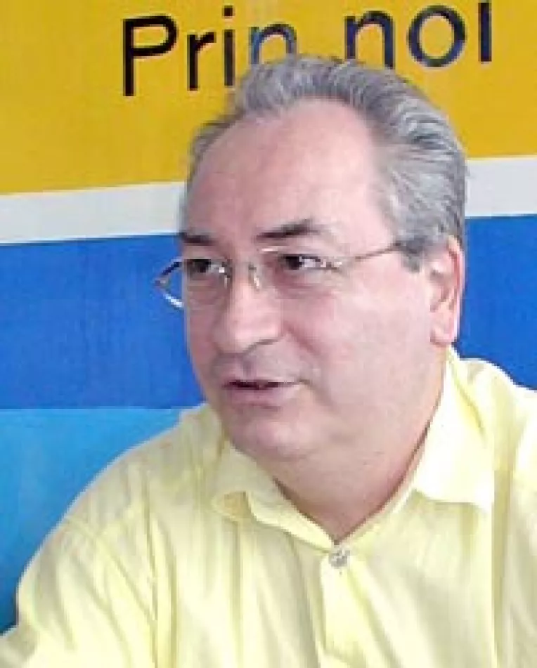 Democratii si liberalii se urasc de moarte, dar nu vor sa se desparta