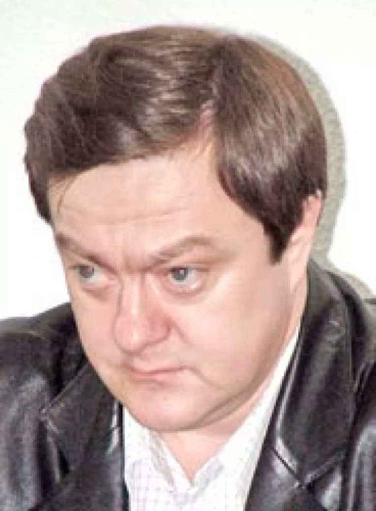 Democratul Frunzaverde, la Armata, liberalul Vosganian comisar european