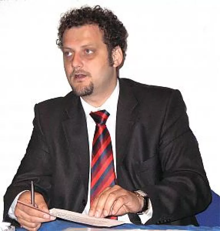 Deputatul Buhaianu deplange haosul din tara.