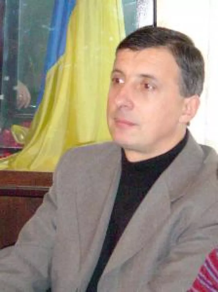 "Dezbinarea SRL", la PNL Gorj