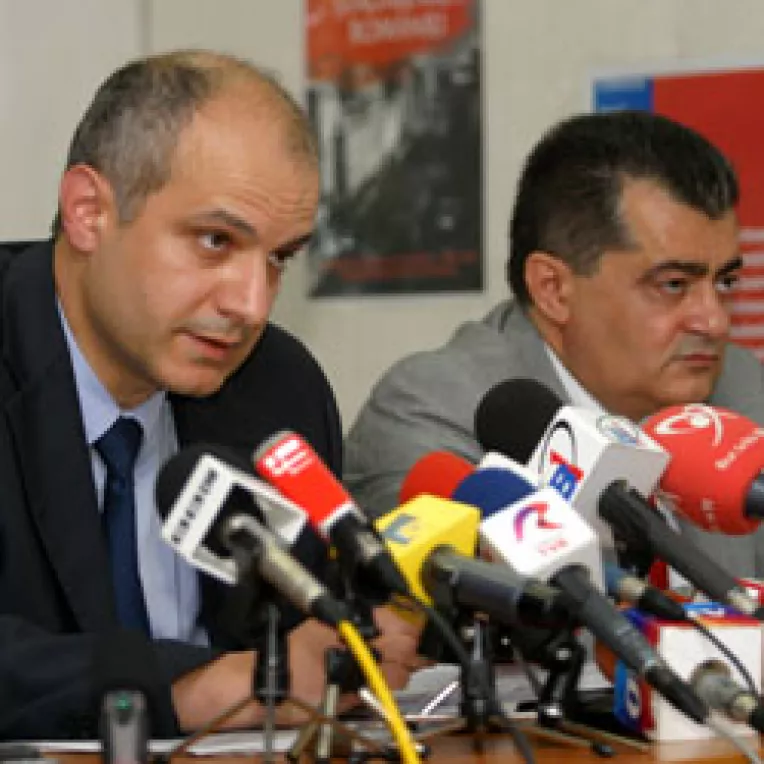 Dosariada, la primele "mutatii"