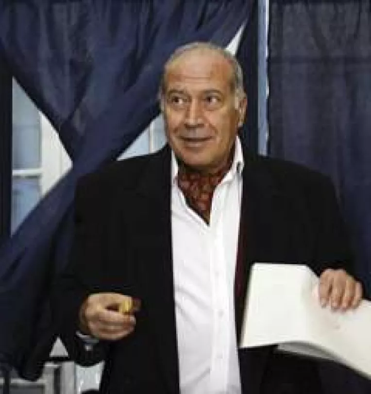 Dupa "Jurnalul National", Intact reduce salariile cu 20 la suta si la ceilalti angajati din trust
