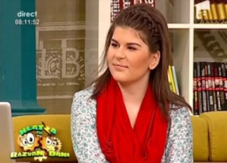 Fetita din reclama la "Salam Sasesc" e tentata de actorie