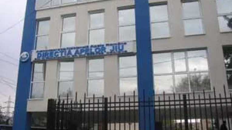 Fosta conducere a Directiei Apelor Jiu, in atentia Parchetului. Compensari penale de 62,4 miliarde