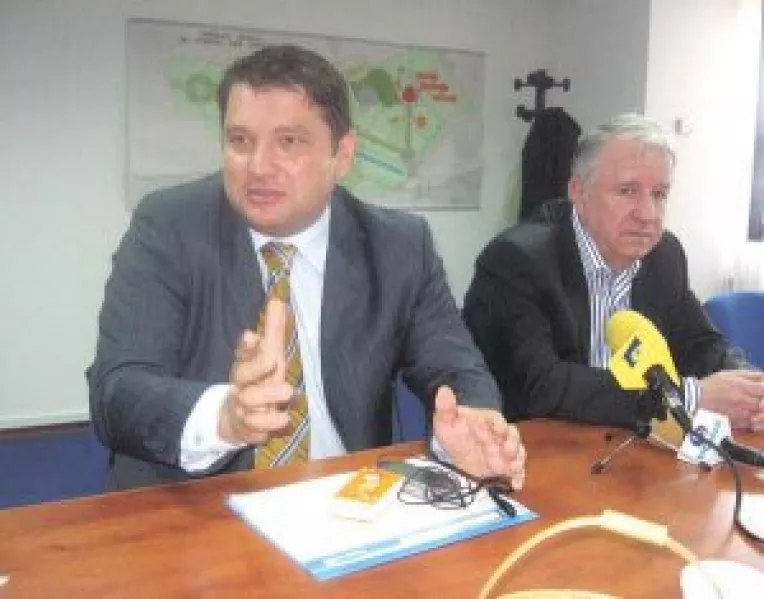 Fosti si actuali conservatori "se lupta" intre Primarie si CJ