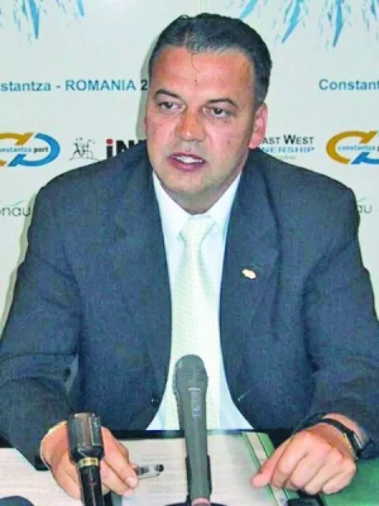 Fostul director al Portului Constanta, Mircea Marcu, acuzat ca a agresat inspectorii veniti in control la Util Trans
