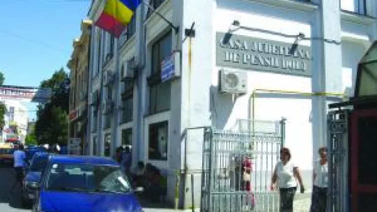 Functionara mardeiasa  de la Pensii