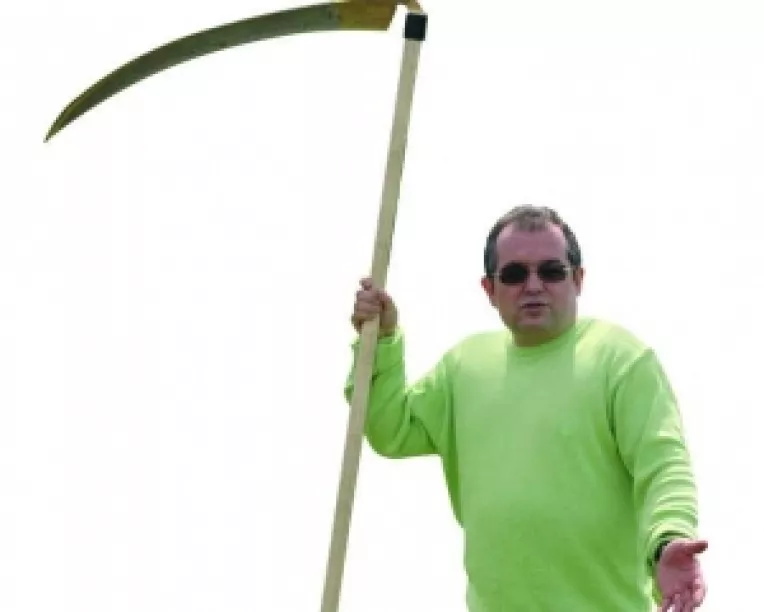 Geoana despre "curajul" lui Boc: Taierea cratimei din sigla PD-L