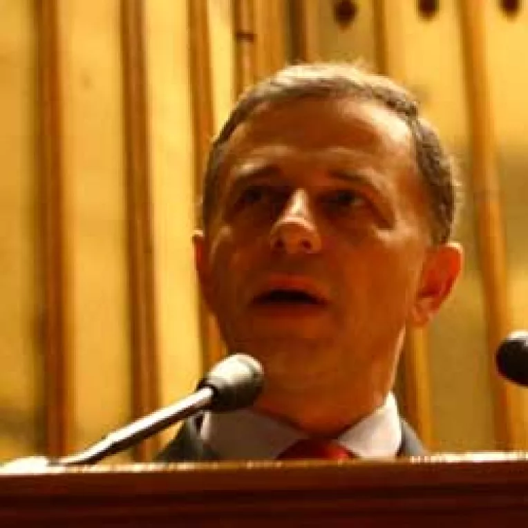 Geoana isi prelungeste domnia in PSD