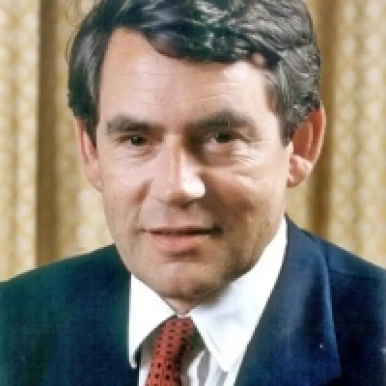 Gordon Brown: "Europa de Est se confrunta cu probleme uriase"