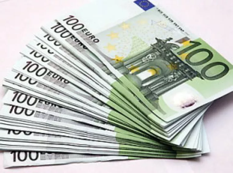 Grupul PD-L din Camera Deputatilor cedeaza indemnizatia pe timp de o luna