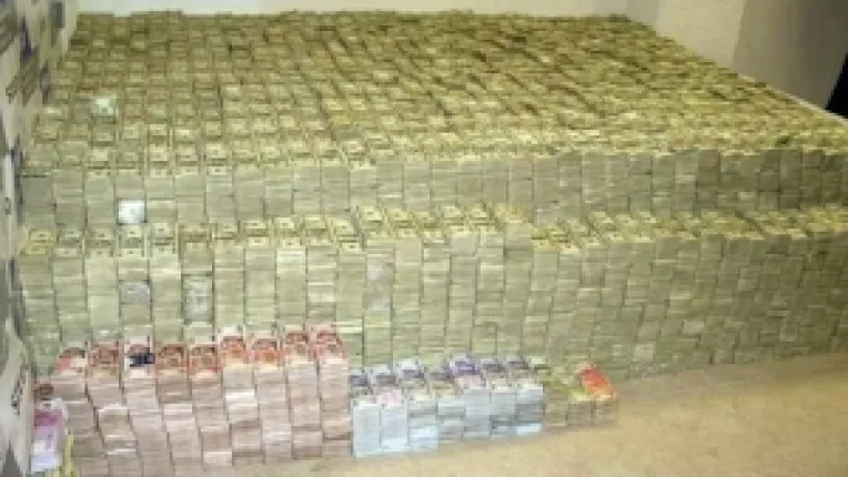 Guvernul pregateste o lovitura grea pentru buzunarul a zeci de mii de functionari din administratia locala