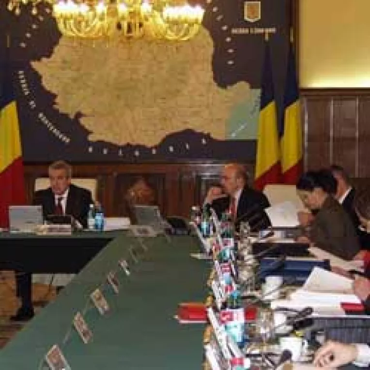 Guvernul Tariceanu, mai bogat, dar si mai indatorat