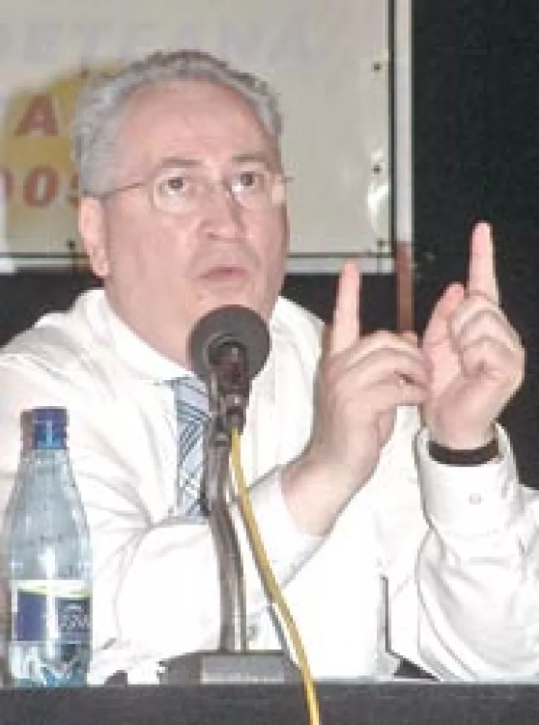 Hasotti: "cu Udrea, PD este mai frumos"