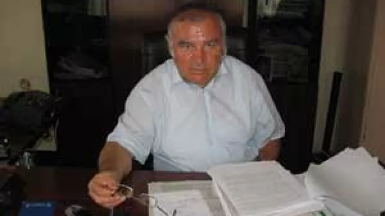 Ilie Badescu, "bisnitar" de flori. Directorul RAADPFL, afaceri necurate cu primaria