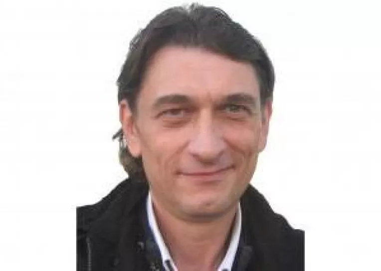 Iliescu, cap limpede: Detronarea lui Geoana