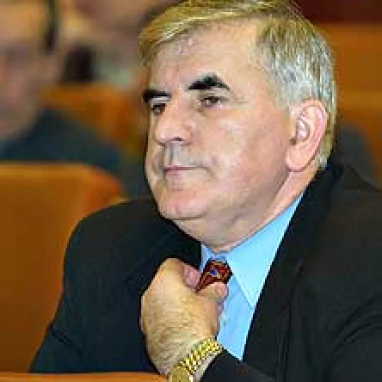 Iliescu i-a impacat pe Nastase si pe Iorgovan