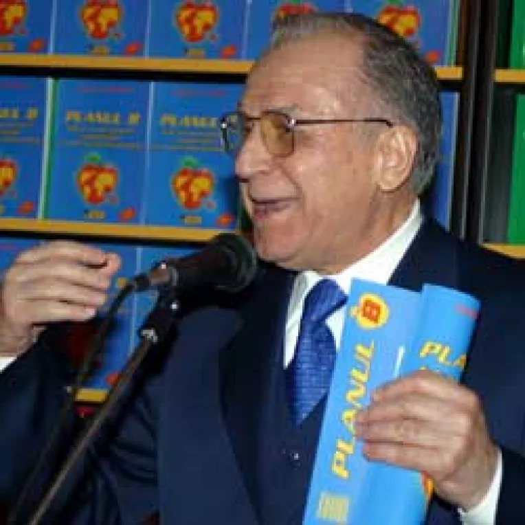Iliescu nu uita, nu iarta, nu ramane dator