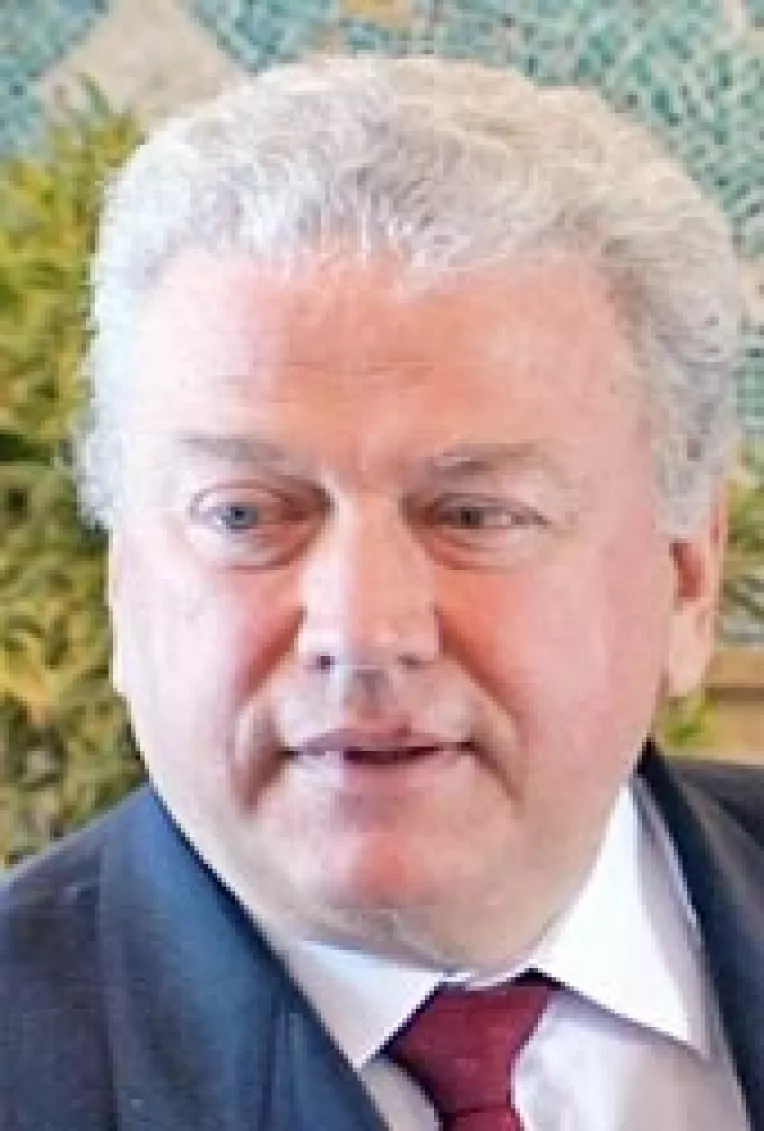 In razboiul dintre Palate, Talpes ii da crezare lui Basescu