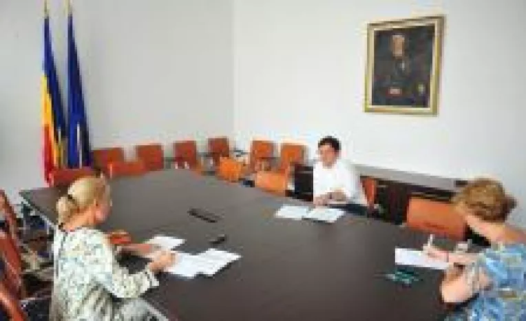 Interviu de Magda Marincovici cu Ministrul Sanatatii Nicolae Banicioiu (1)