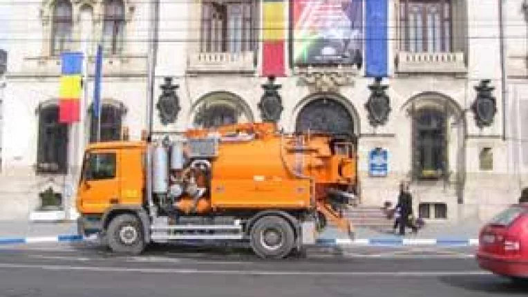 Invazie de primari si ministri in Banie. AMR zero zile